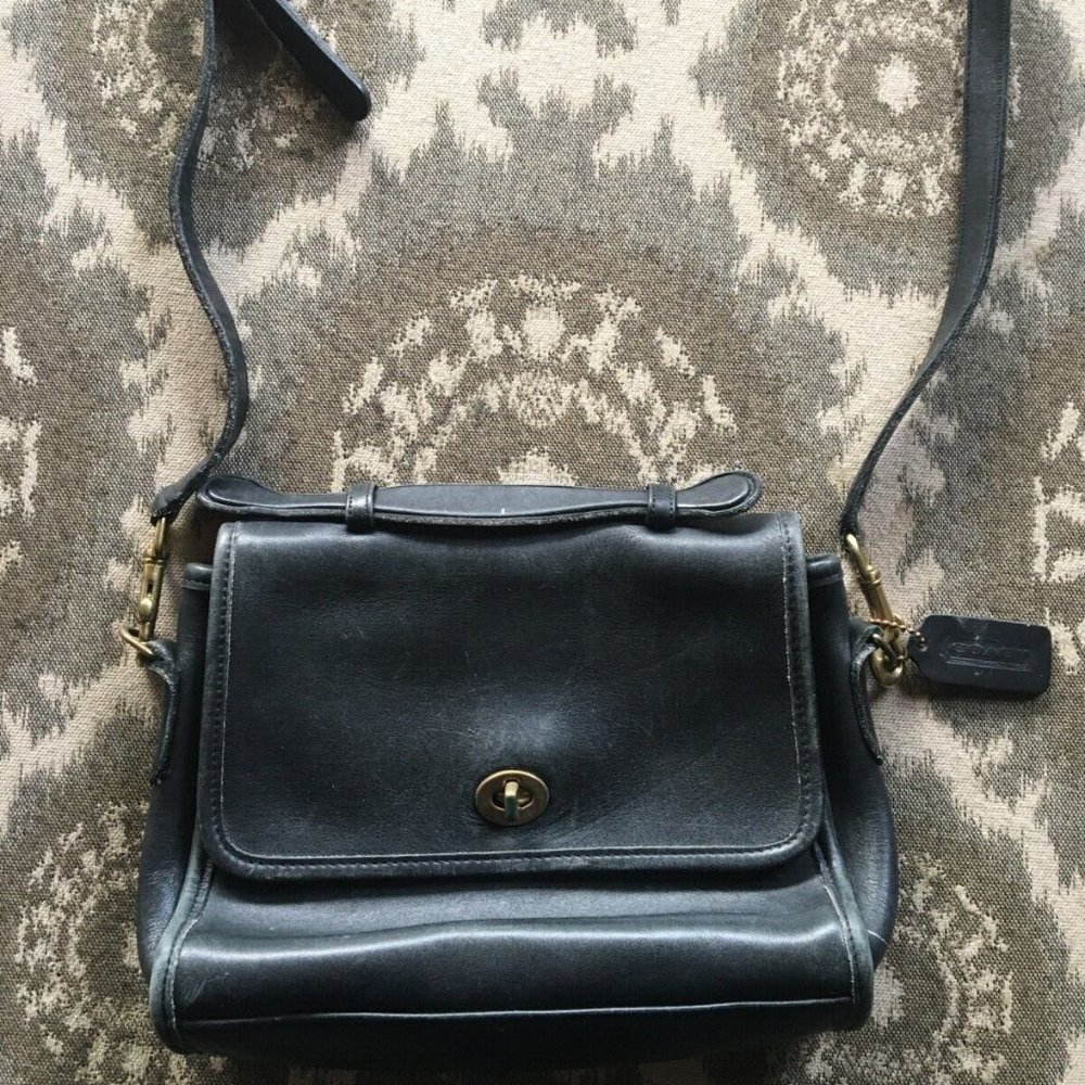 Coach Vintage Court Bag 9870 Black USA